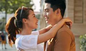 11 Kalimat Tulus Pria Saat Cintanya Begitu Dalam, Dilengkapi Tanda Ekspresi Wajah yang Membuktikannya