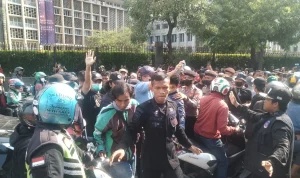 Akademisi Dilaporkan Polisi: Ketegangan Kebebasan Bersuara di Era Demokrasi