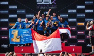 Aldi Satya Mahendra: Dari Lintasan Balap ke Panggung Streaming Sepak Bola Nasional