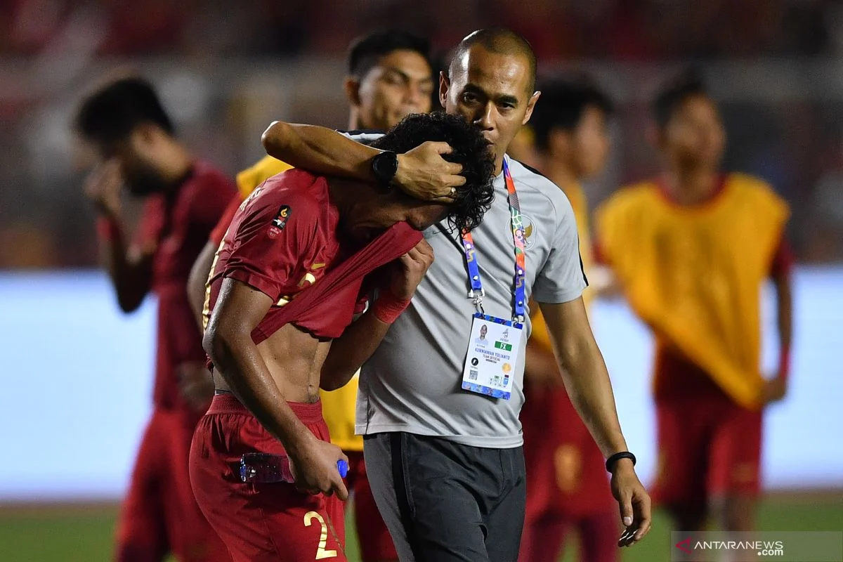 Biang Kerok Kekalahan! Kurniawan Dwi Yulianto Bongkar Macetnya Taktik Timnas Indonesia U-17 Usai Dibungkam Malaysia U-17 di Piala AFF U-17 2026