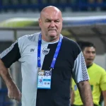 Bojan Hodak Mengincar Rekor Legendaris: Dua Poin Lagi Bisa Lampaui Indra M Tohir Bersama Persib Bandung