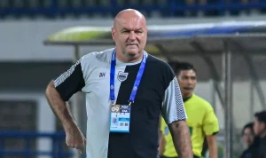 Bojan Hodak Mengincar Rekor Legendaris: Dua Poin Lagi Bisa Lampaui Indra M Tohir Bersama Persib Bandung