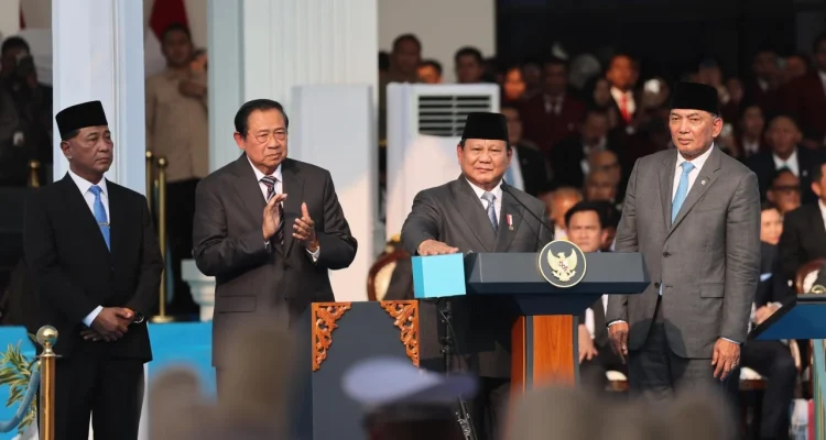 Diplomasi Zigzag Prabowo di Tengah Ketegangan AS-Iran: Langkah Politik Bebas Aktif?