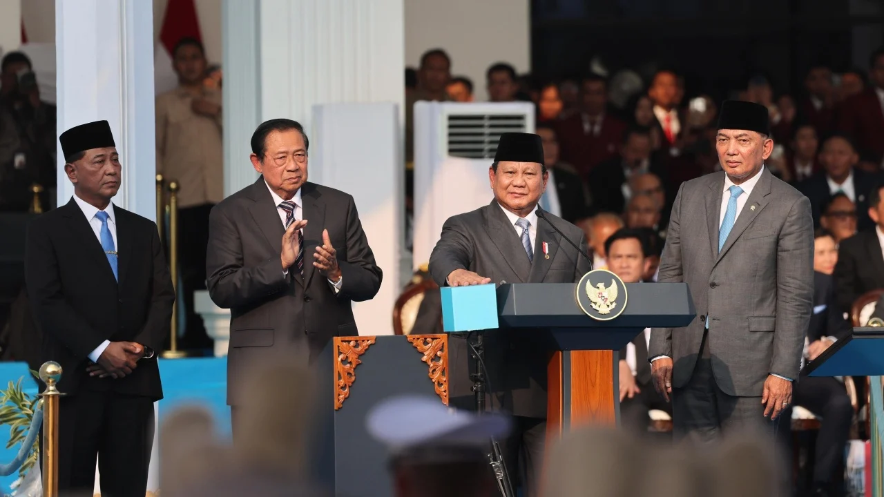 Diplomasi Zigzag Prabowo di Tengah Ketegangan AS-Iran: Langkah Politik Bebas Aktif?