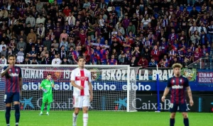 Drama di Ipurua: Eibar Menang Tipis atas Huesca, Badai Cedera Mengancam Playoff
