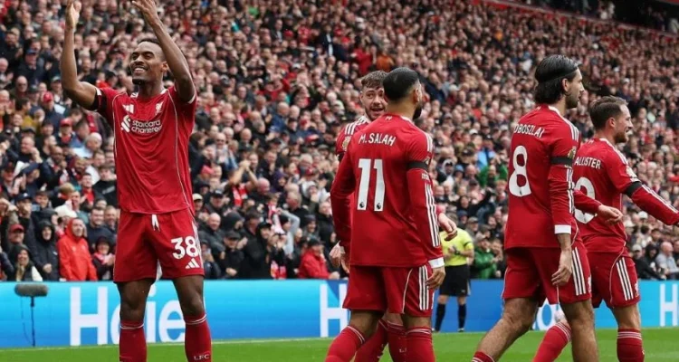 Drama Menit Akhir: Van Dijk Angkat Liverpool Mengalahkan Everton 2-1 di Derbi Merseyside