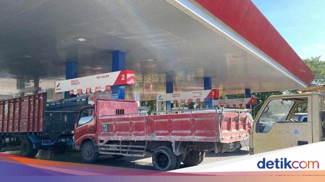 Gubernur Kalteng Janji Tindakan Tegas Atas Antrean Panjang dan Kekosongan SPBU Dexlite