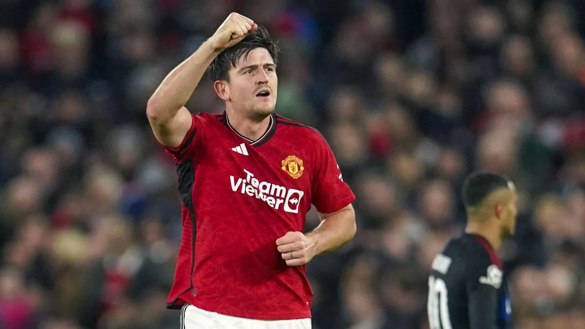 Harry Maguire Dapat Hukuman Tambahan, Absen ke Laga Chelsea: Dampak dan Alternatif MU
