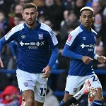 Ipswich Town kembali menancapkan diri di posisi kedua setelah imbang dramatis melawan Middlesbrough