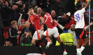 Jan Bednarek Dihukum Merah, Nottingham Forest Lolos ke Semifinal Europa League Setelah Kemenangan Dramatis atas Porto