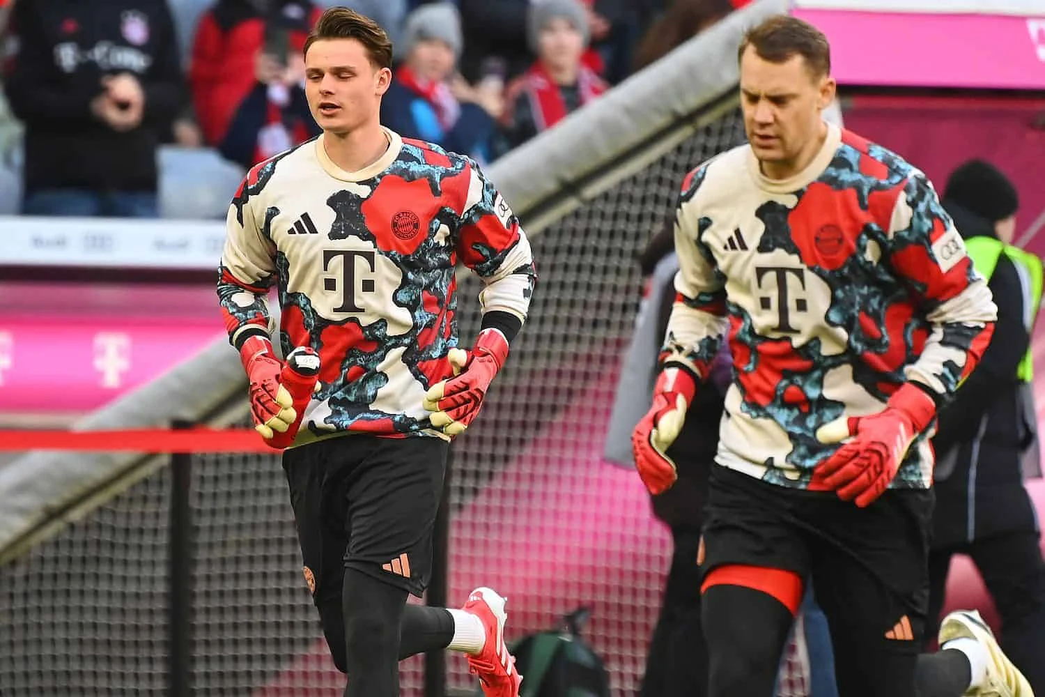 Jonas Urbig Bawa Bayern Munich Raih Gelar Ganda, Siap Hadapi DFB-Pokal dengan Kepercayaan Diri Tinggi