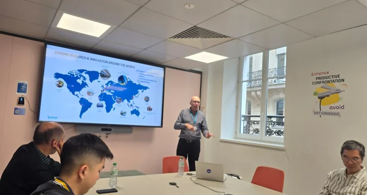 Kontroversi Lingkungan, Rekrutmen Massal, dan Inisiatif Gizi: Danone di Tengah Sorotan Global