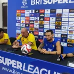 Laga Senyap di Banten, Persib Waspada! Bojan Hodak Bongkar Kekuatan Asli Dewa United