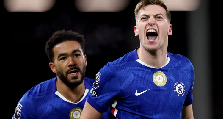 Liam Rosenior Dukung Penuh Pemilik Chelsea di Tengah Kemerosotan Alarm