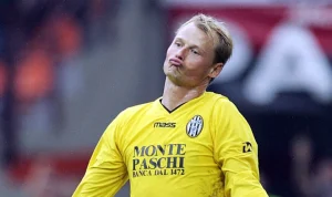 Mantan Kiper Arsenal dan Juventus Alex Manninger Meninggal Dunia dalam Kecelakaan Tragis, Tributa Internasional Mengalir