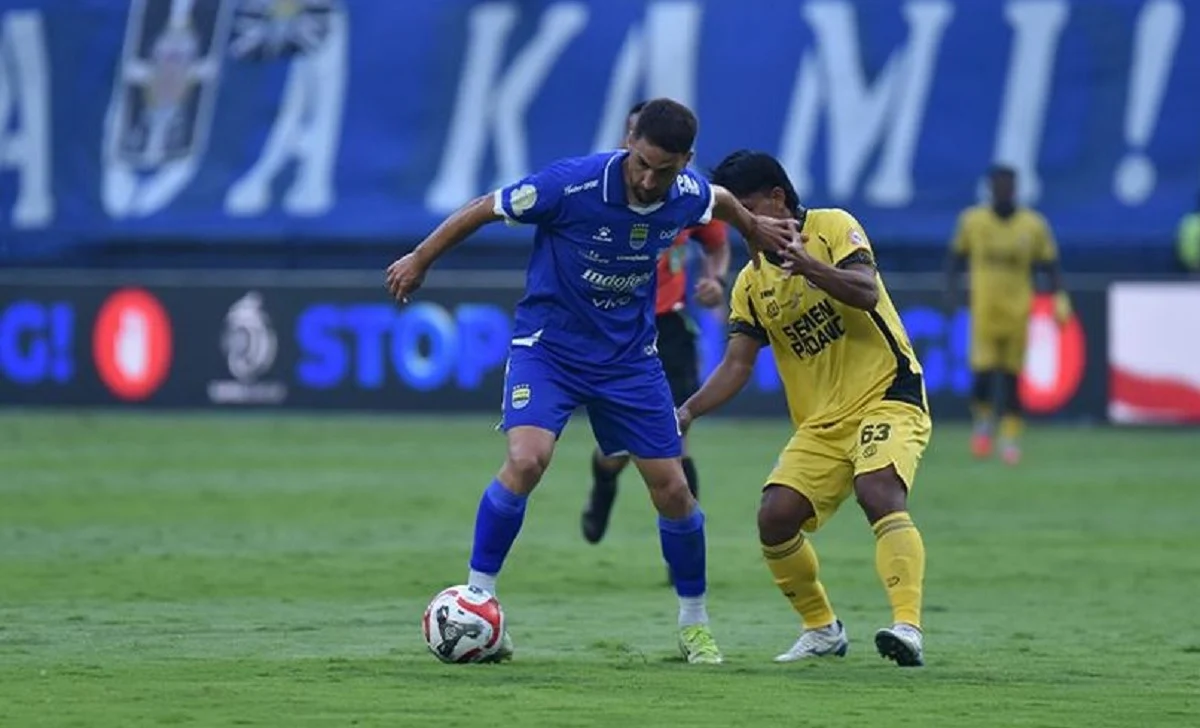 Max Timisela Doakan Persib Bandung Raih Hattrick Juara di Super League 2025/2026