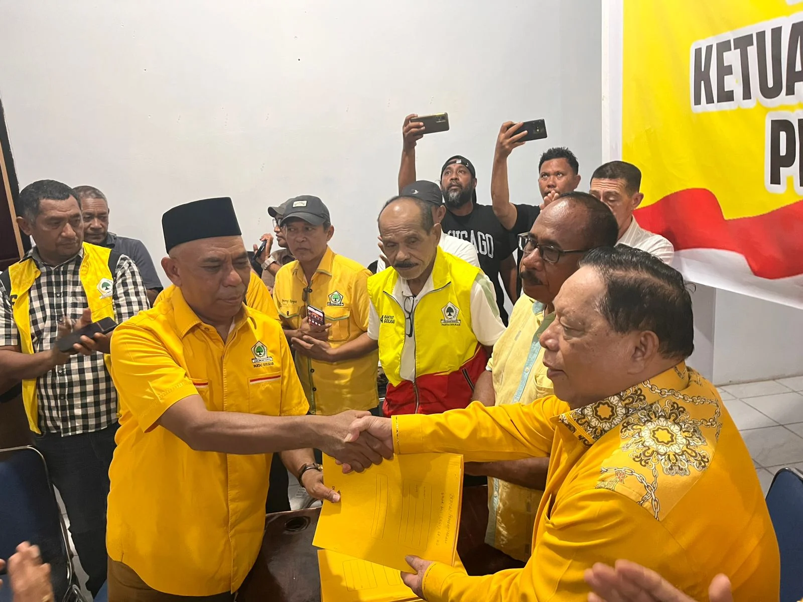 Meninggalnya Ketua DPD Golkar Maluku Tenggara: Penikaman Tragis Memicu Ketegangan Politik dan Ancaman Hukuman Mati