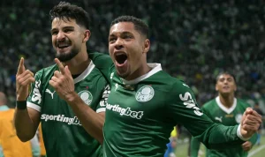 Palmeiras Raih Kemenangan Dramatis 2-1 atas Sporting Cristal, Flaco López Jadi Pahlawan di Allianz Parque