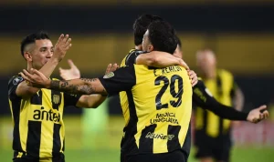 Penarol Gagal di Copa Libertadores, Platense Raih Kemenangan Dramatis dan Inisiatif Anti‑Diskriminasi
