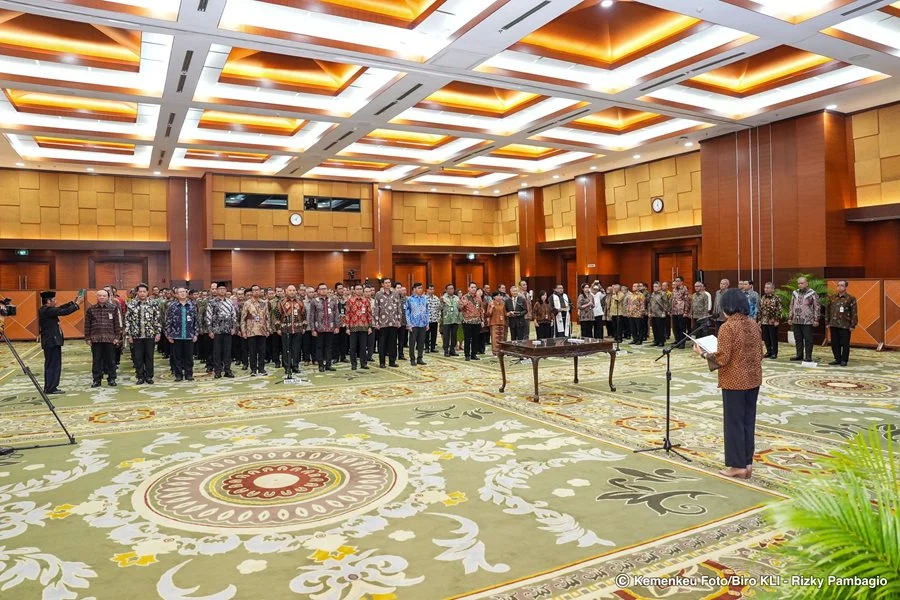 Purbaya Lantik 5 Pejabat Eselon II Kemenkeu, Tekankan Disiplin Fiskal di Tengah Gejolak Global