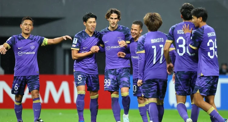 Sanfrecce Hiroshima Kuat Tundukkan V-Varen Nagasaki 2-0, Memperkuat Posisi di Puncak Klasemen J-League