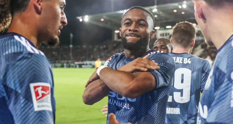 Schalke 04 Guncang Preußen Münster 4-1, Fans Terpukau dan Promosi Bundesliga Semakin Dekat