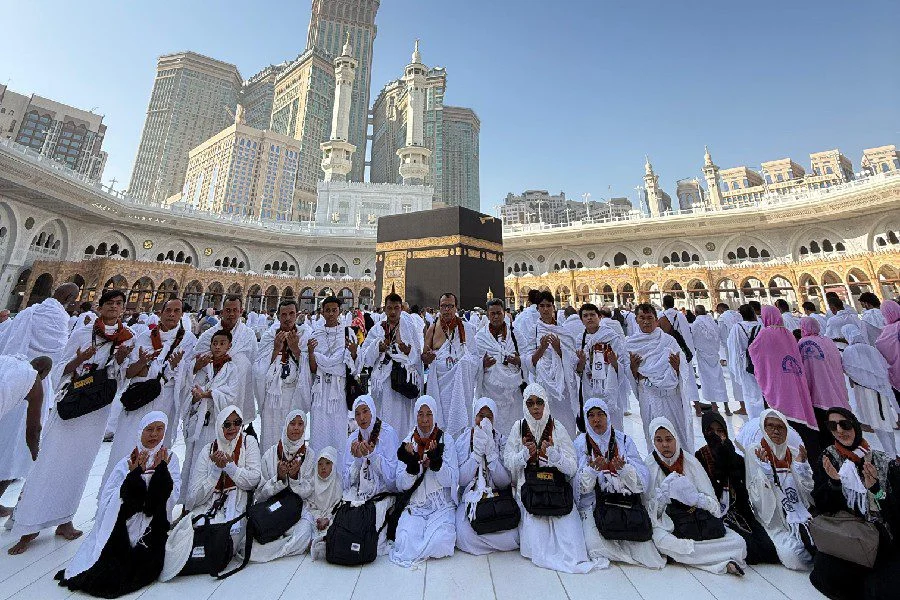 Tiga Penyandang Tuli Rasakan Keajaiban Ibadah di Mekkah: “Saya Diingatkan, Inilah Diri Saya yang Allah Ciptakan”