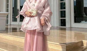 Tren Pencarian Harian 2026: Midi Skirt, Jelly Nails, Bro Brows, dan Evolusi Gaun Telanjang