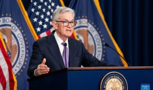 Trump Kembali Ancam Pecat Jerome Powell Jika Tidak Mundur Tepat Waktu: Dampak Politik dan Ekonomi