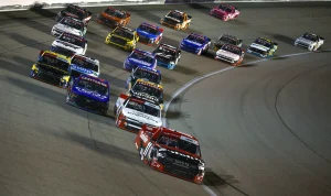 Weekend Penuh Sorotan: Coachella Menggelegar, Tornado Mengguncang Midwest, dan Balapan NASCAR di Kansas